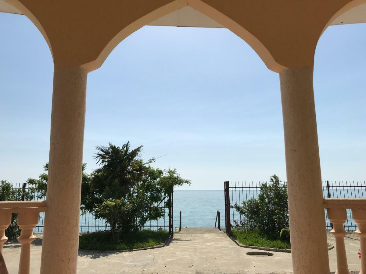 فندق غاغرافي  Davel المظهر الخارجي الصورة